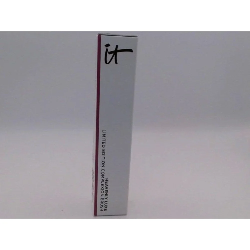 it Cosmetics - Heavenly Luxe, Foundation Brush, Limited Edition, BNIB